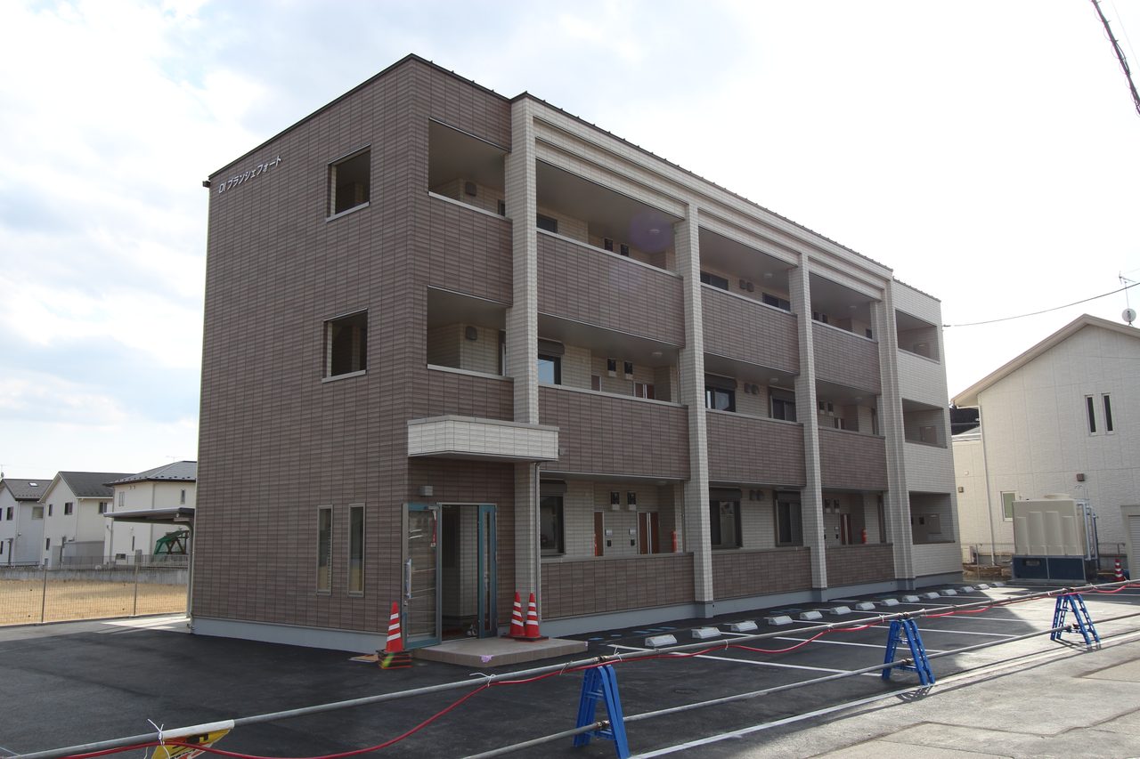 施工事例｜木造3階建共同住宅（2×4工法・準耐火60分）